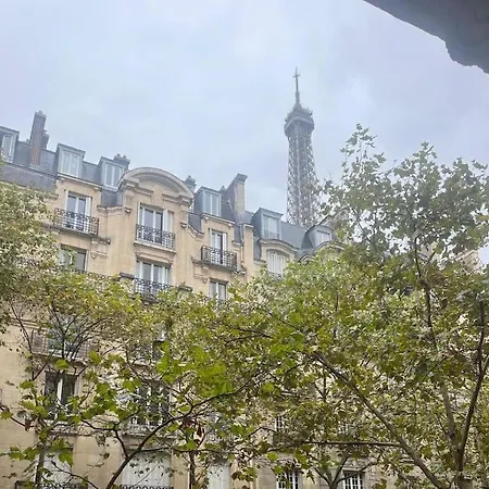 Lumiere Apartment *